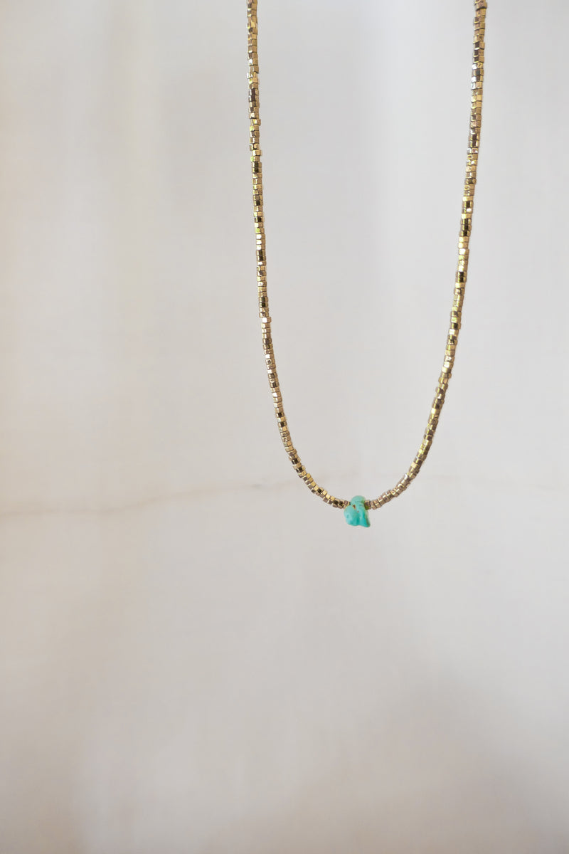 Collier Āri
